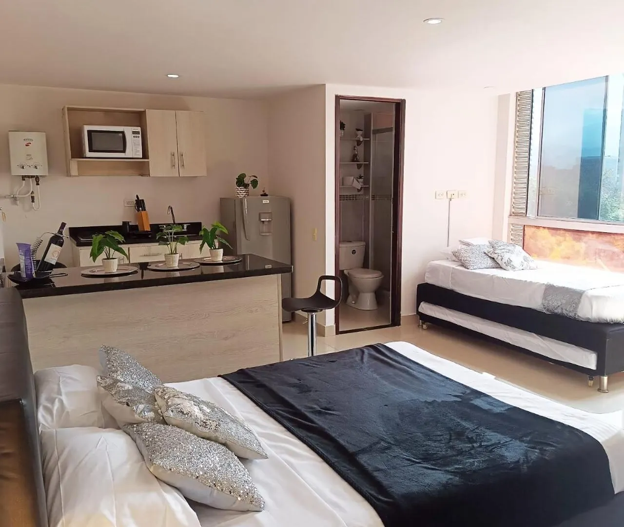 El Poblado 207 Apartasuite 1 A 5 Personas Medellin 0*,